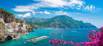 Fotobehang landschap Atrani aan de Amalfi kust Italie_AS275590531